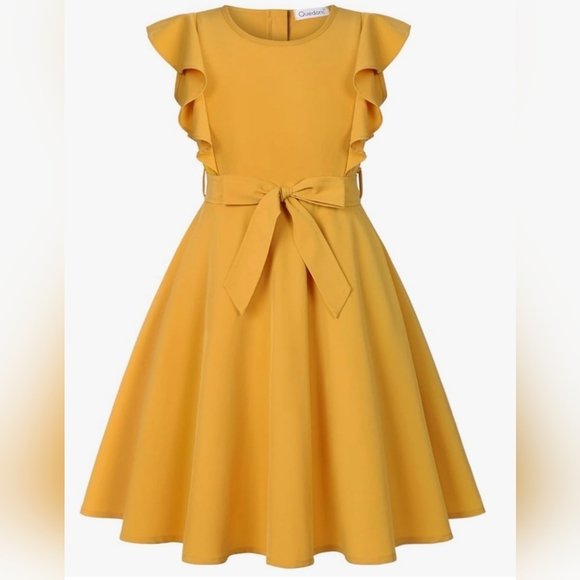 Quedoris Other - Quedoris Yellow Flowy Ruffle Dress with belt